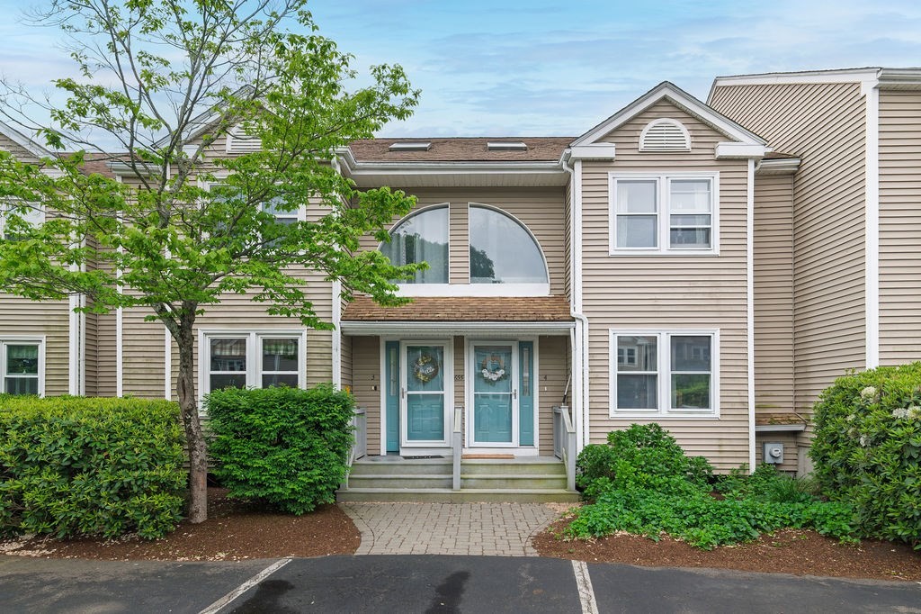 655 Pleasant St  UNIT 4 Weymouth Massachusetts United States, Sale Pending, residential,  , Tullish & Clancy Real Estate