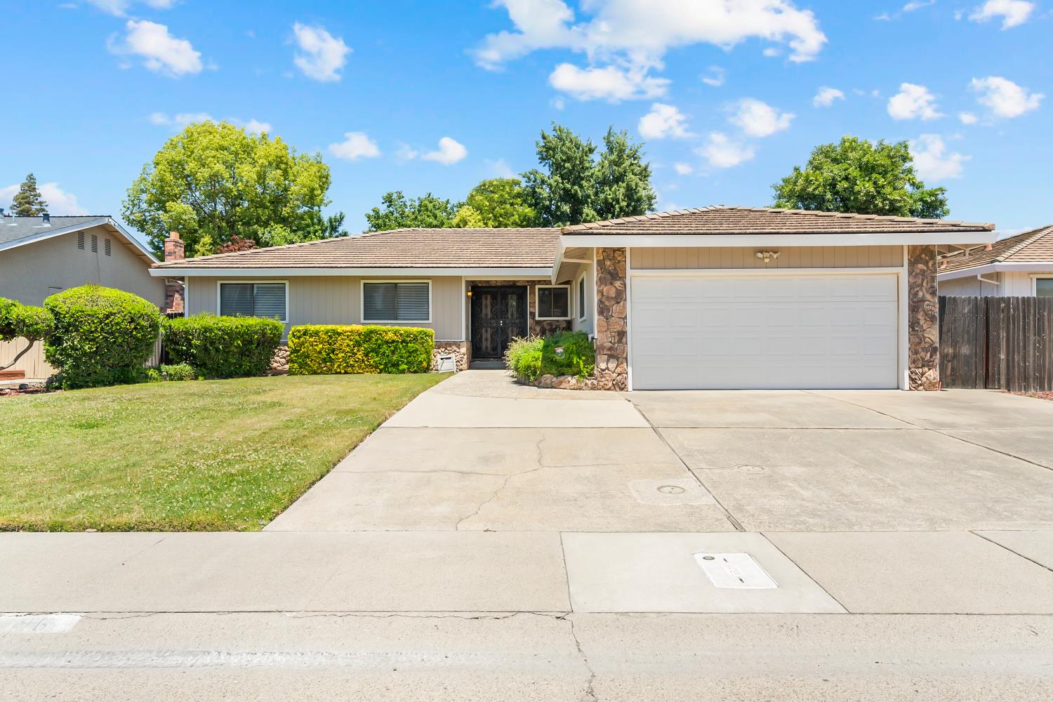 96 Parkshore Circle Sacramento California United States, for Sale, residential, Yogi & Yoli Palenko, CORE Real Estate Brokerage