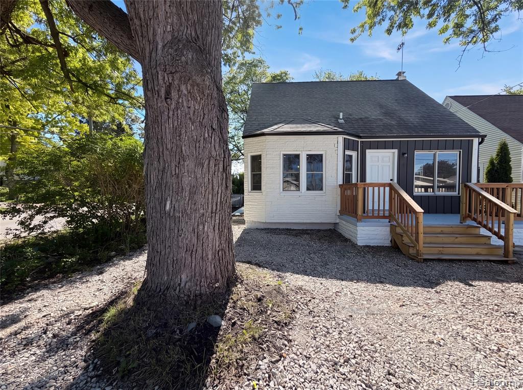 492 Algene Street Lake Orion Michigan United States, for Sale, residential,  , InCom Real Estate - New Demo Office