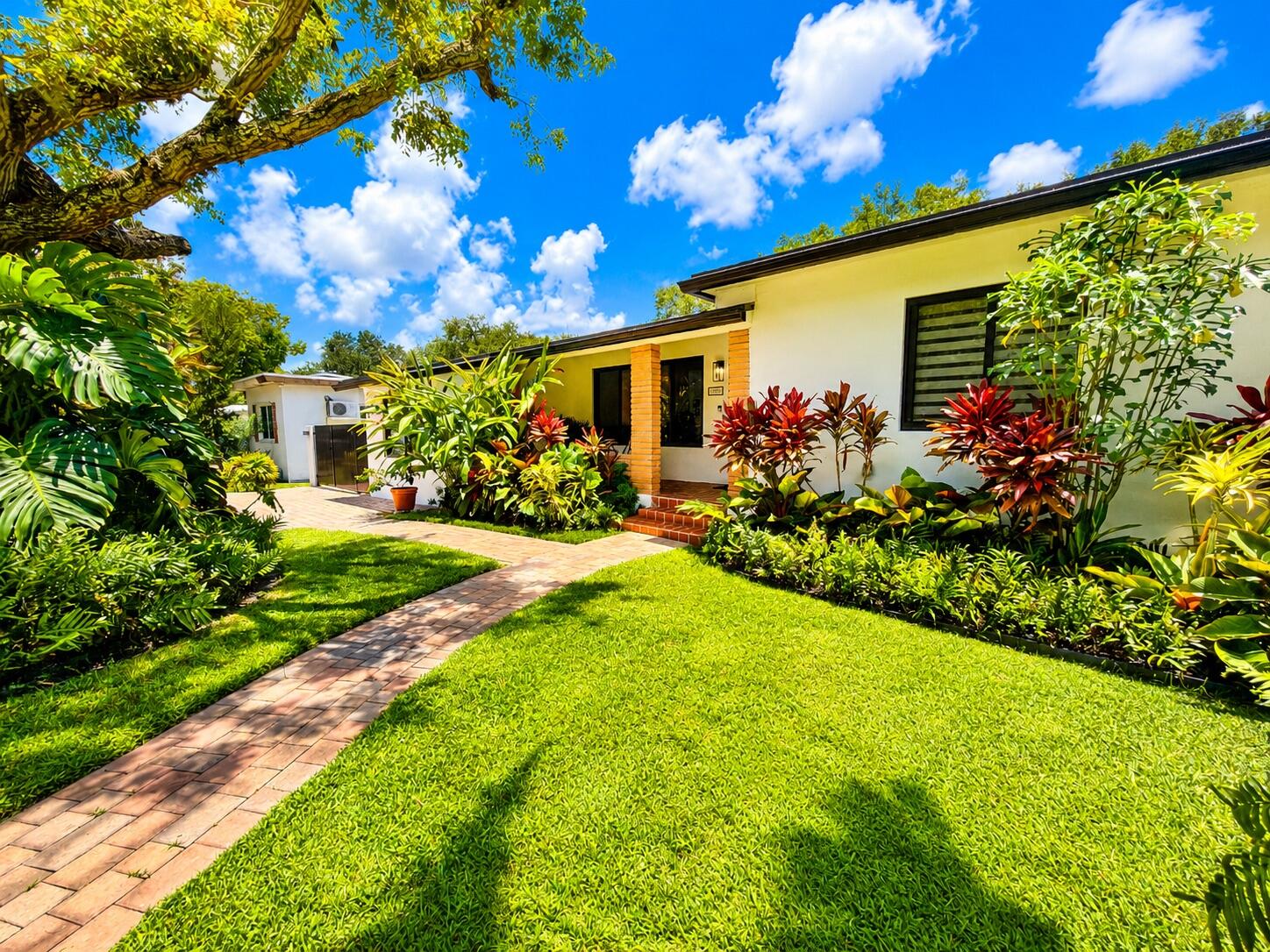 13231 NW 1st Avenue Miami Florida United States, for Sale, residential,  , Incom Office Demo