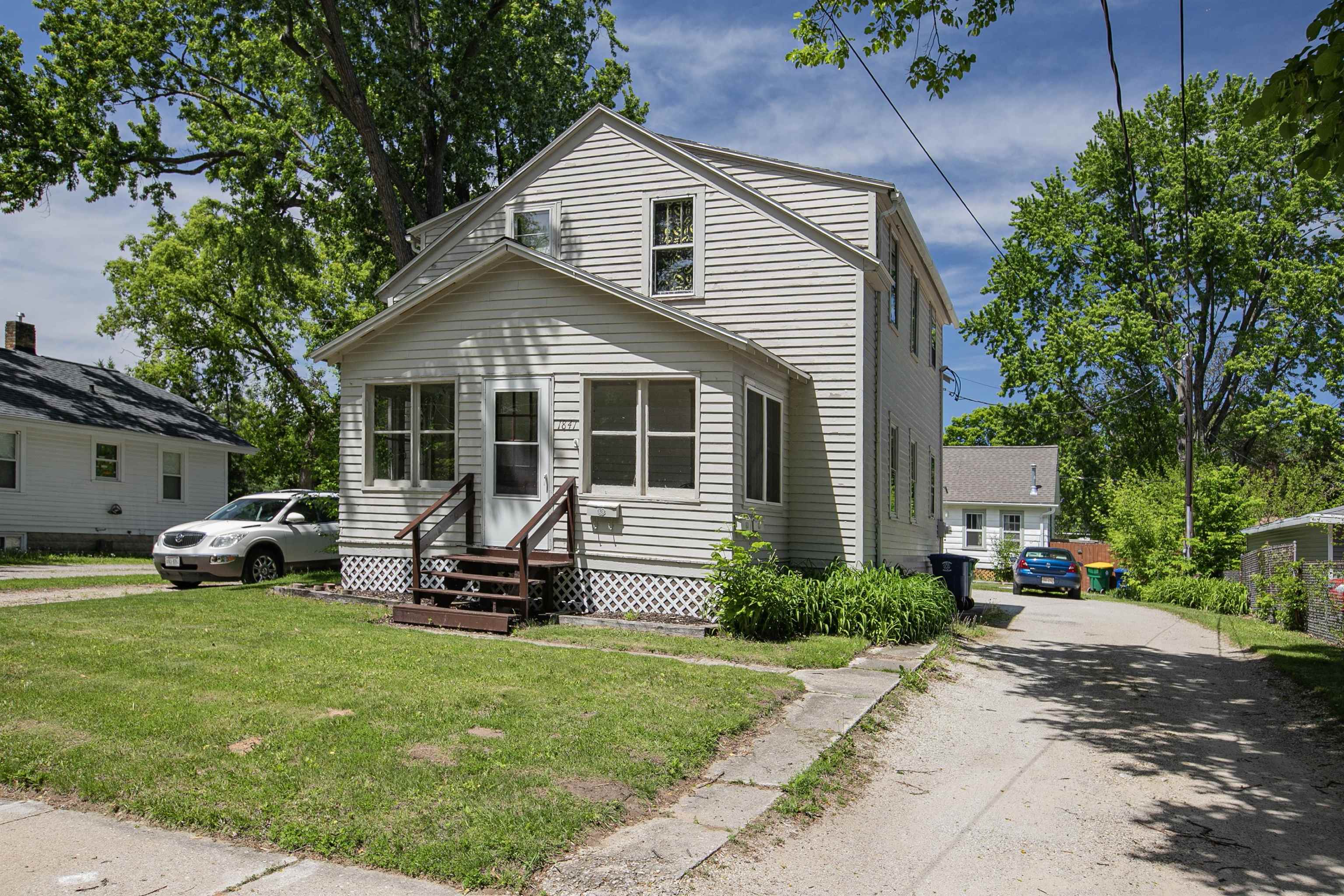 1841 OAKDALE Avenue Green Bay Wisconsin United States, for Sale, residential,  , Fireside Realty LLC