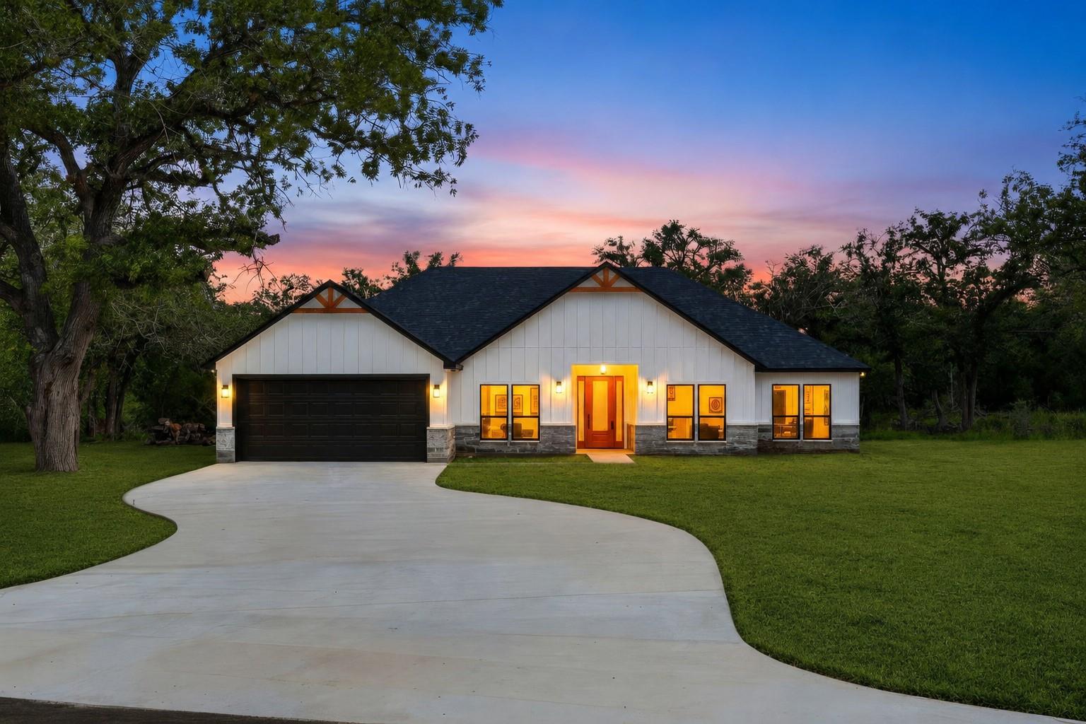 315 Post Oak ST Gonzales Texas United States, for Sale, residential,  , Link Realty, LLC