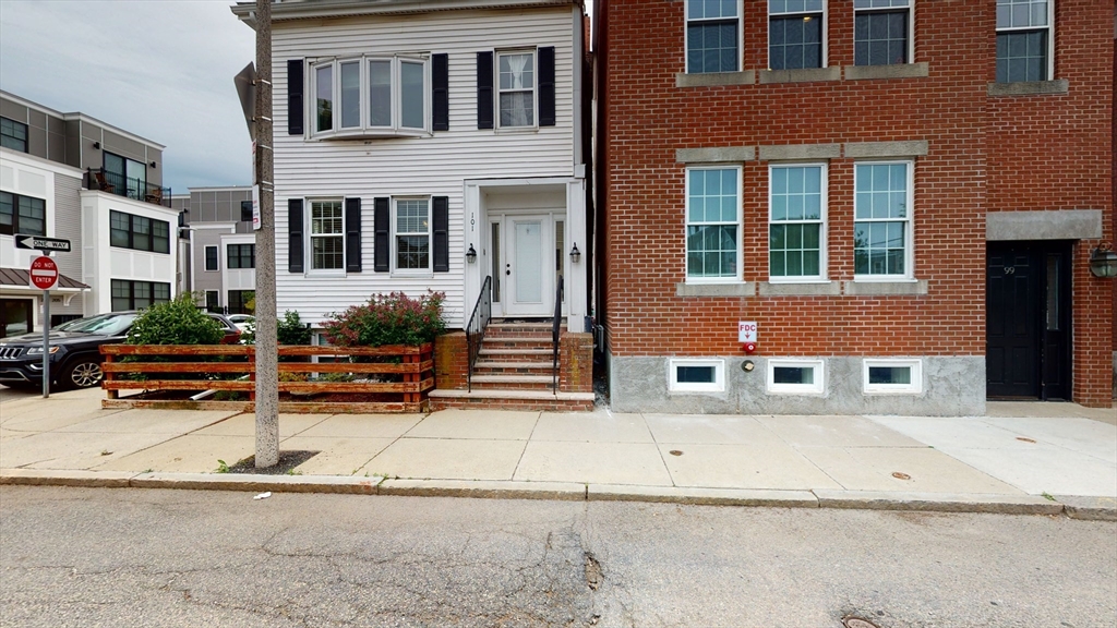 101 Baxter St  UNIT 4 Boston Massachusetts United States, for Rent, residential,  , The Edwards Realty Team - Barett Sotheby's International Realty