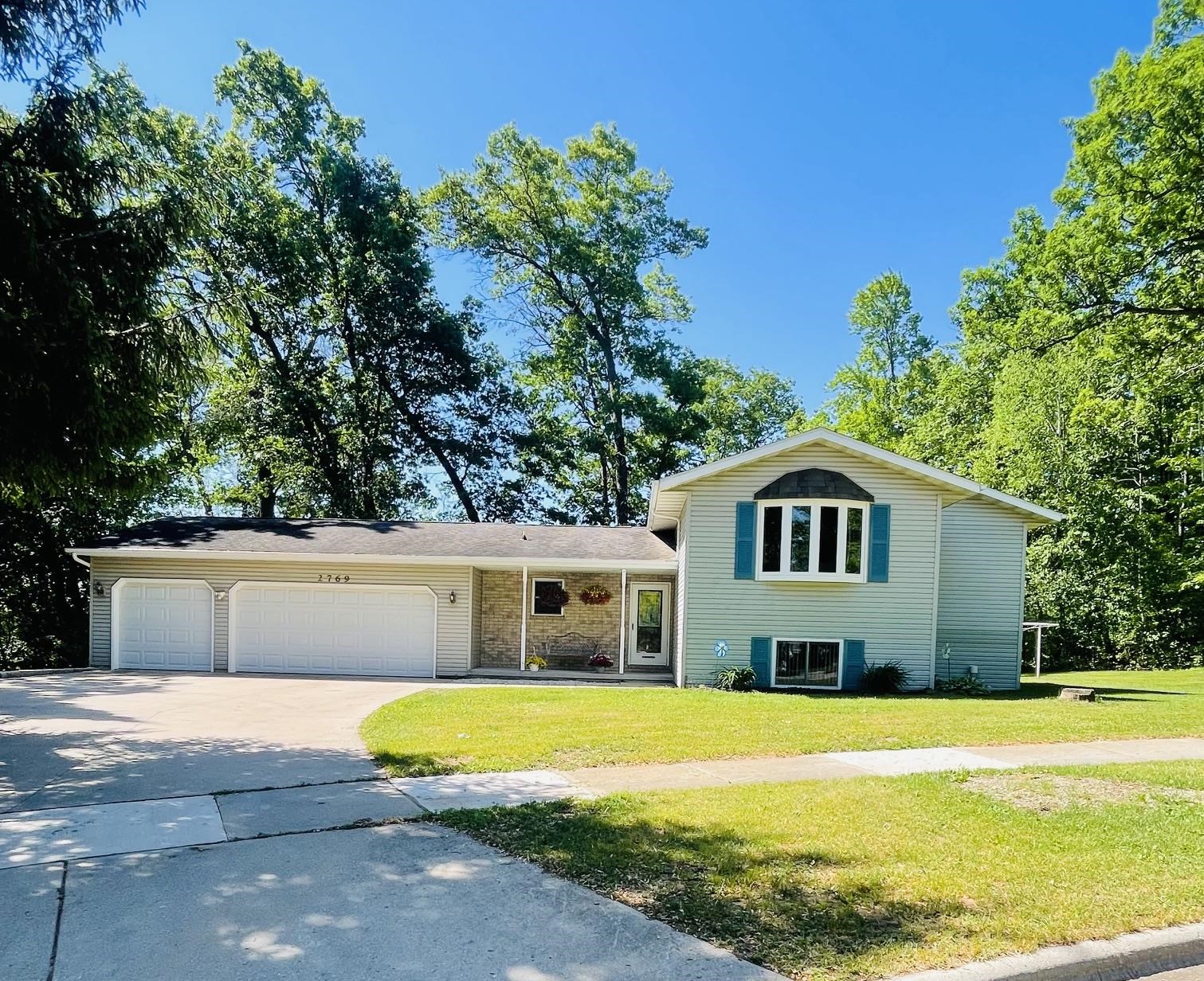 2769 CHIEF HILL Drive Green Bay Wisconsin United States, for Sale, residential,  , Fireside Realty LLC