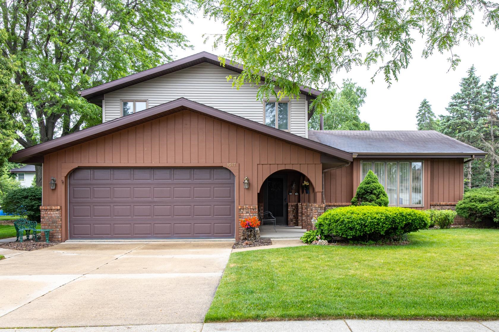 1017 E CAPITOL Drive Appleton Wisconsin United States, for Sale, residential,  , Fireside Realty LLC
