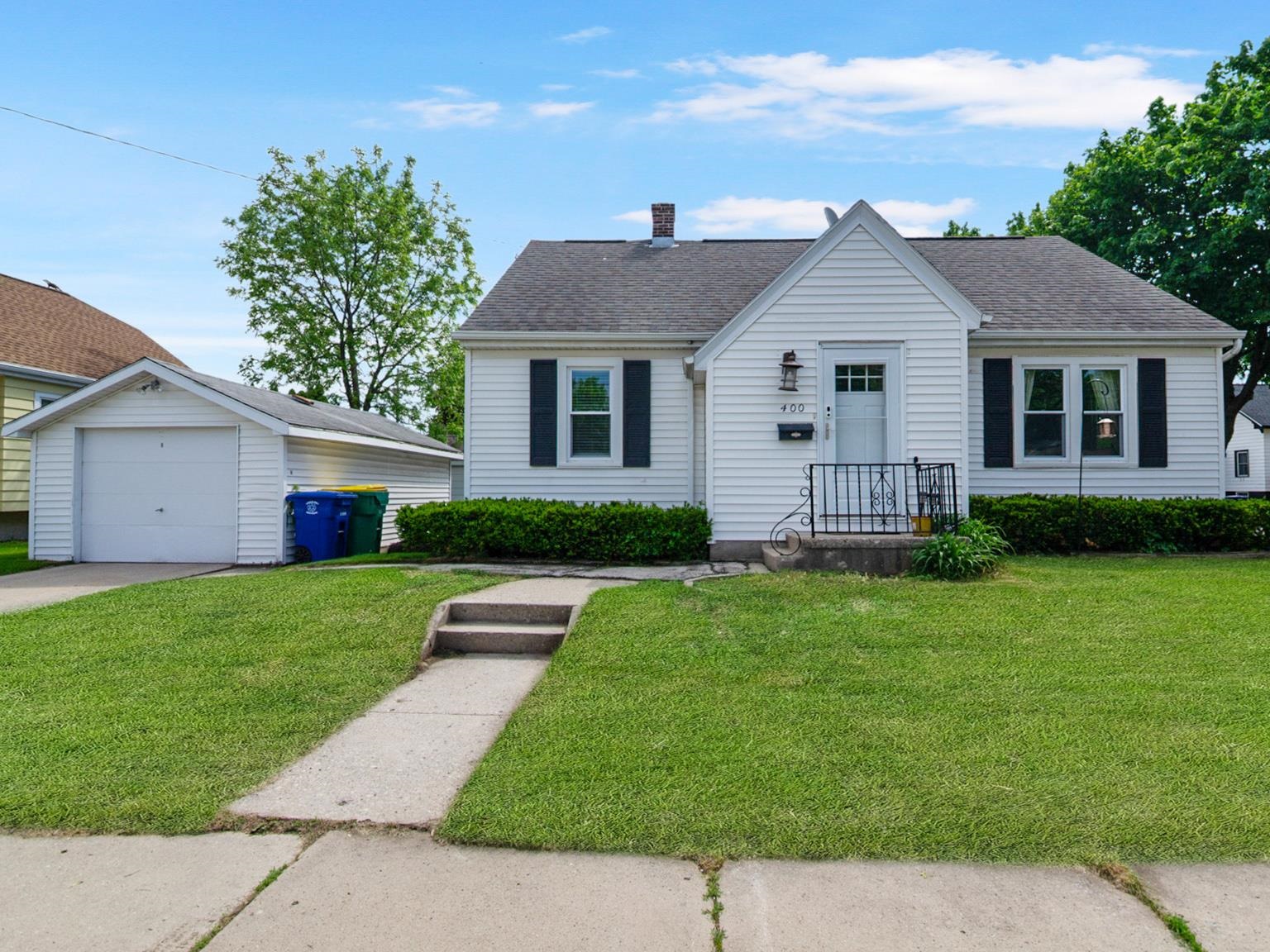 400 NEWHALL Street Green Bay Wisconsin United States, for Sale, residential,  , Fireside Realty LLC