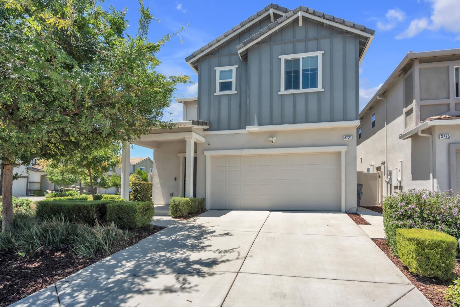 3721 Roseparke Way Sacramento California United States, for Sale, residential,  , Royalty Property Management & Realty