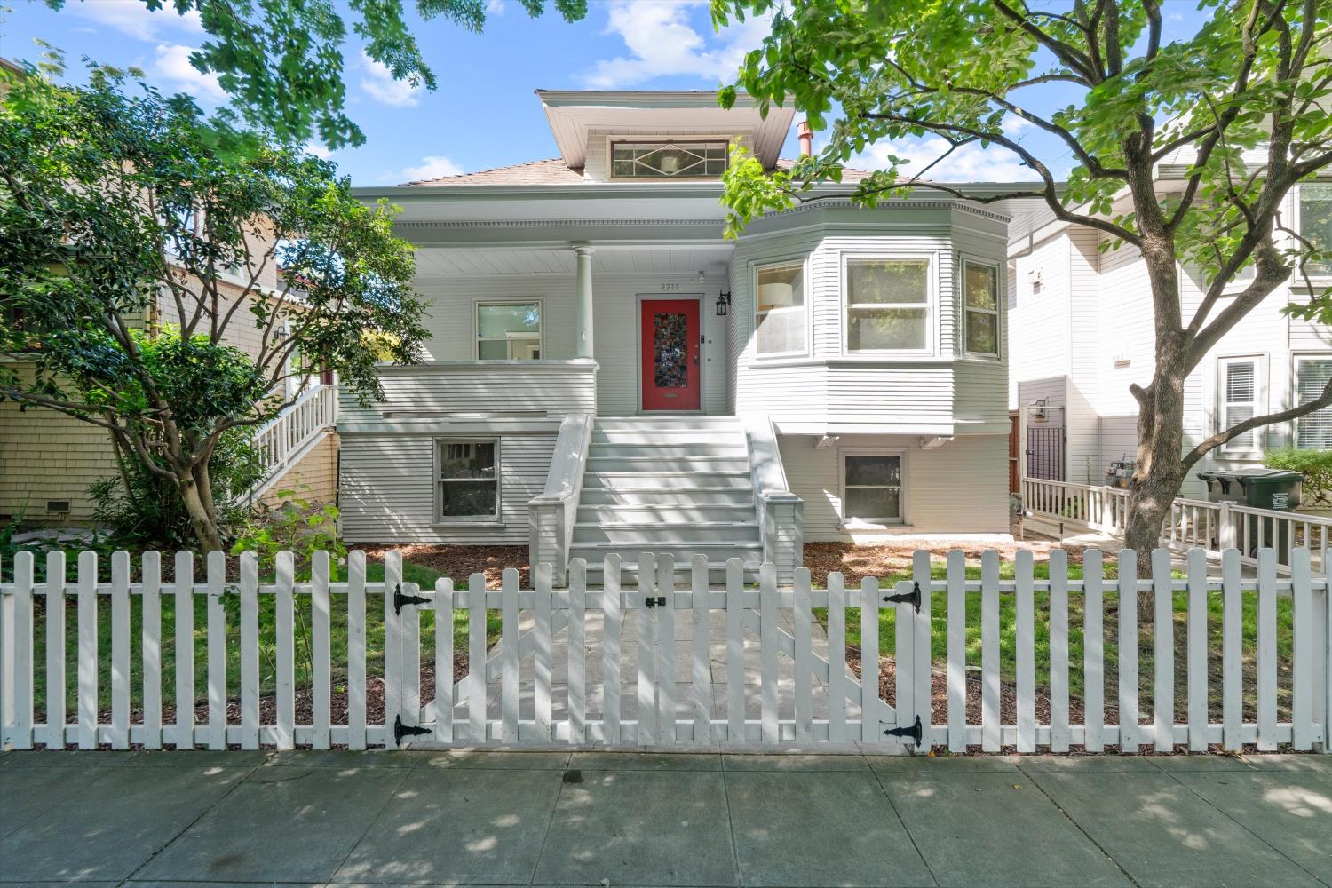 2211 H Street Sacramento California United States, for Sale, residential, , Royalty Property Management & Realty