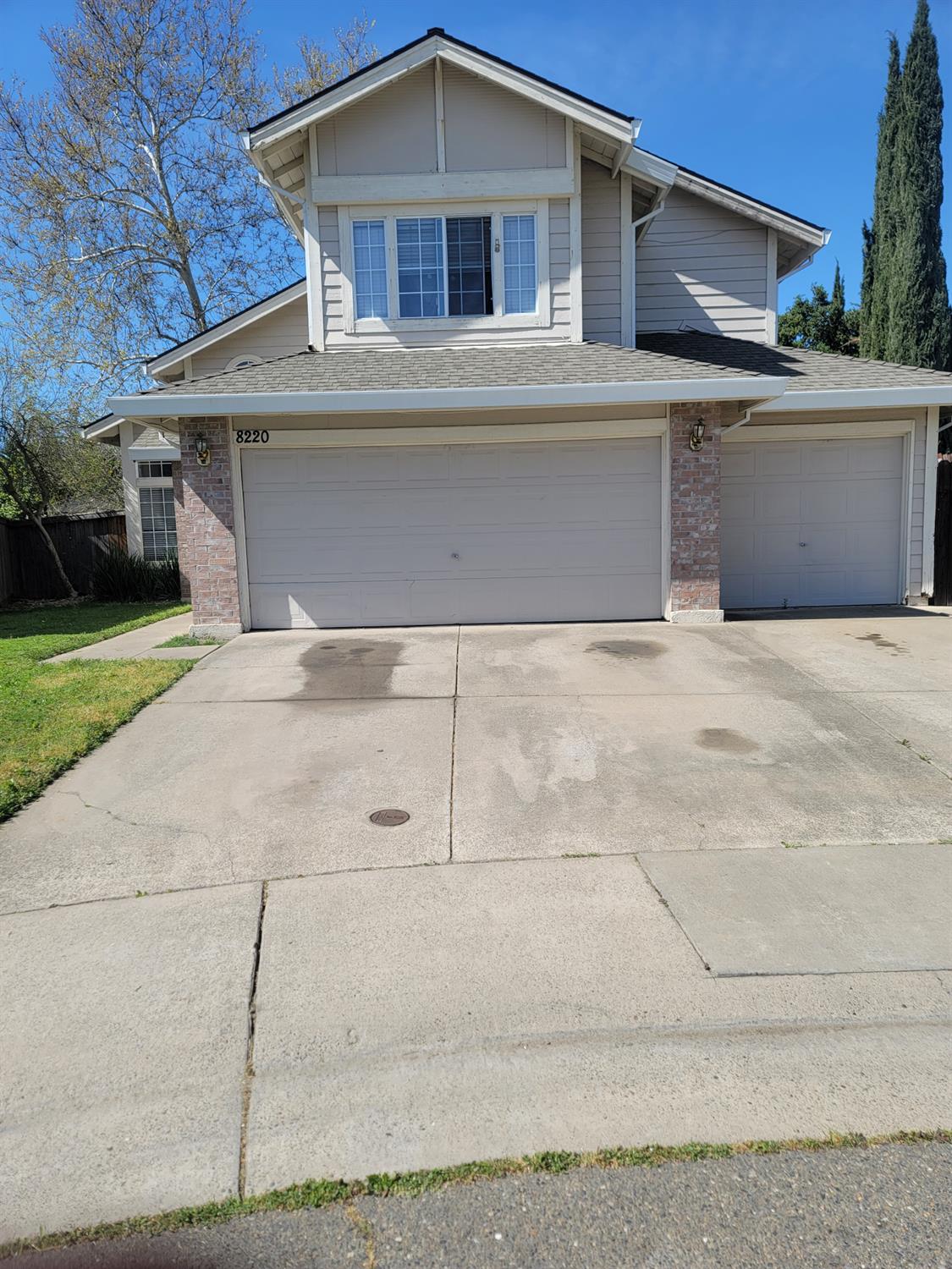 8220 Exbourne Circle Sacramento California United States, for Sale, residential, , Royalty Property Management & Realty
