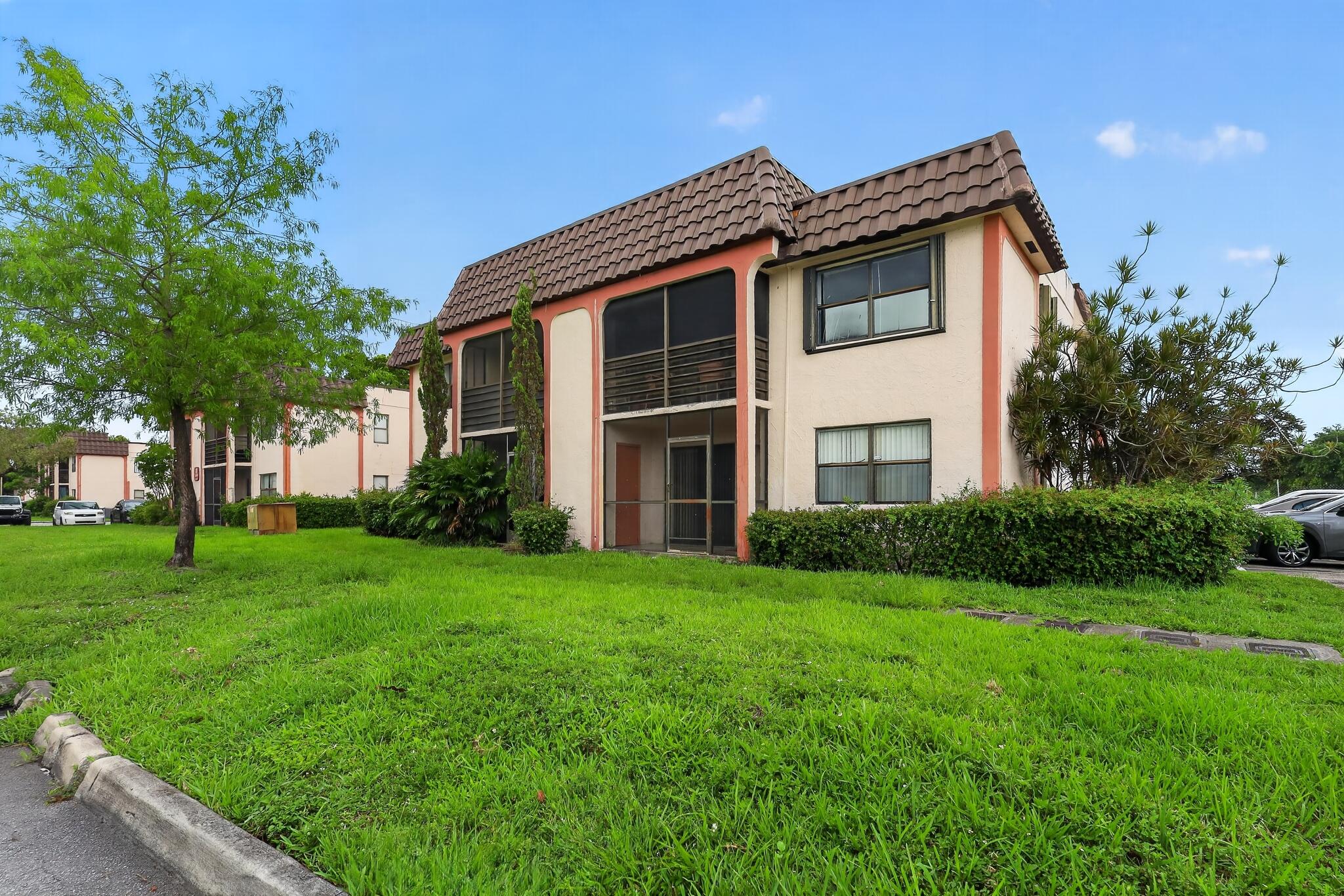 20805 NE 8th Court APT 101-21 Miami Florida United States, for Sale, residential,  , Incom Office Demo