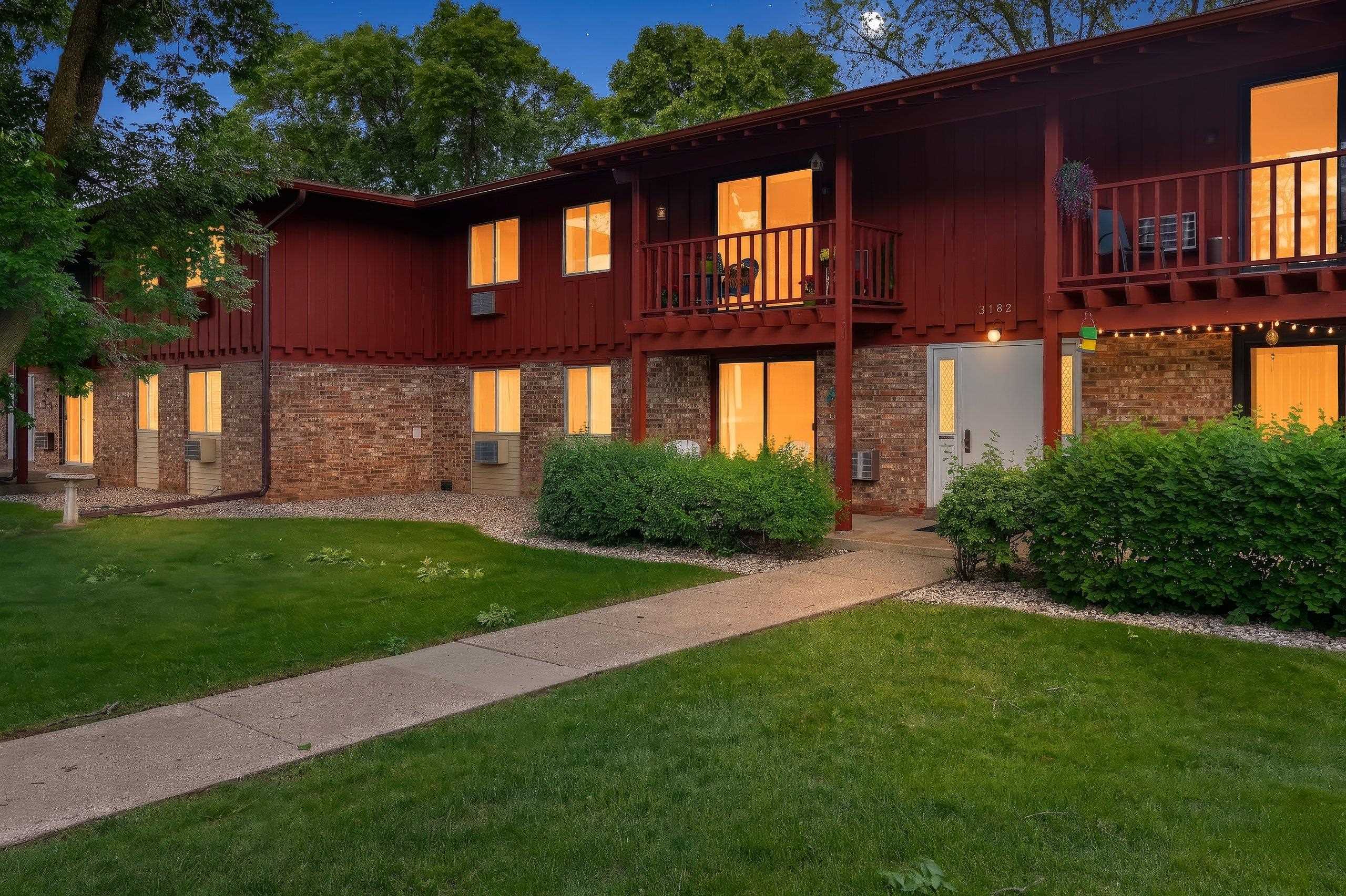 3182 JUSTIN Court APT 5 Appleton Wisconsin United States, for Sale, residential,  , Fireside Realty LLC