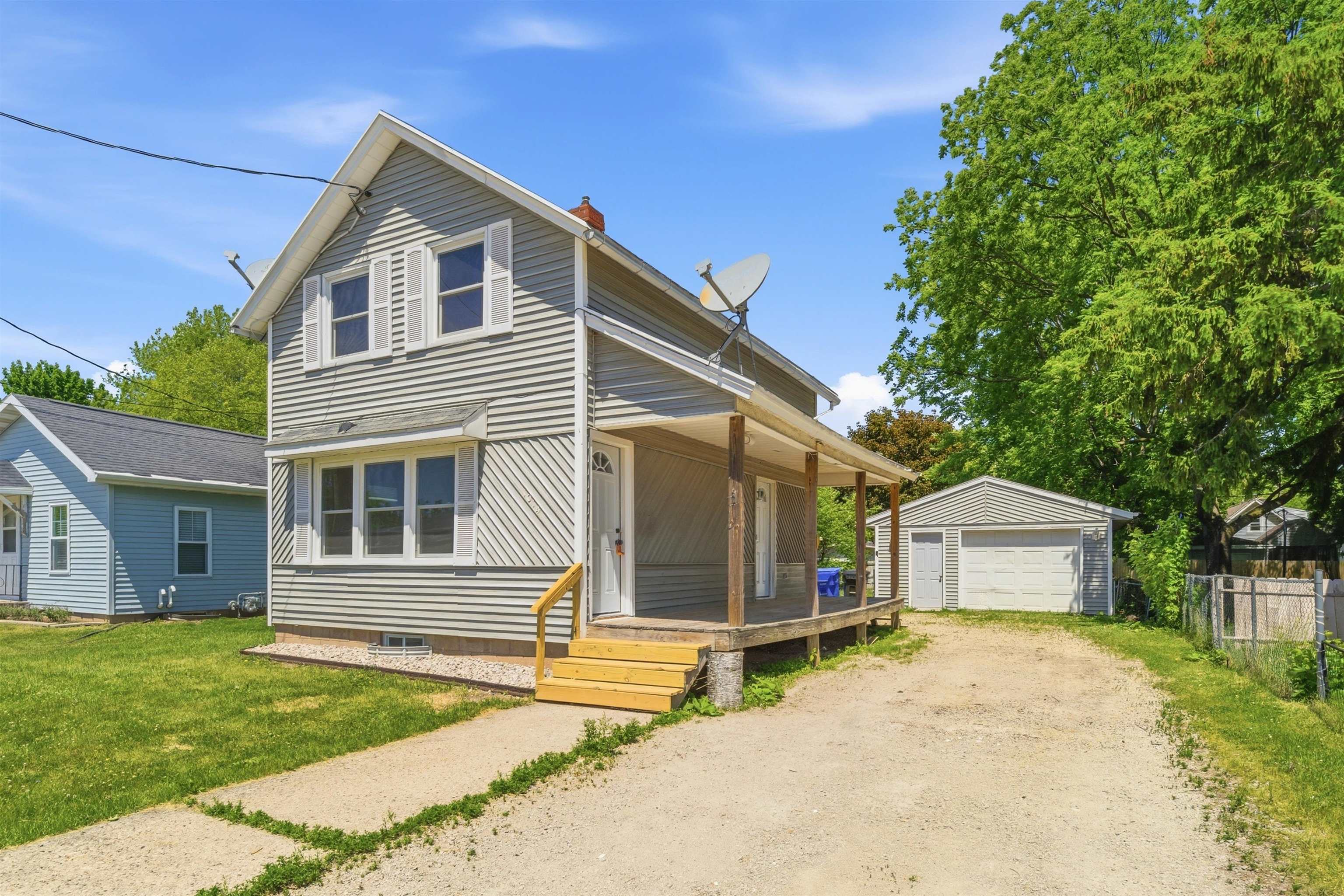 1014 W KAMPS Avenue Appleton Wisconsin United States, for Sale, residential,  , Fireside Realty LLC
