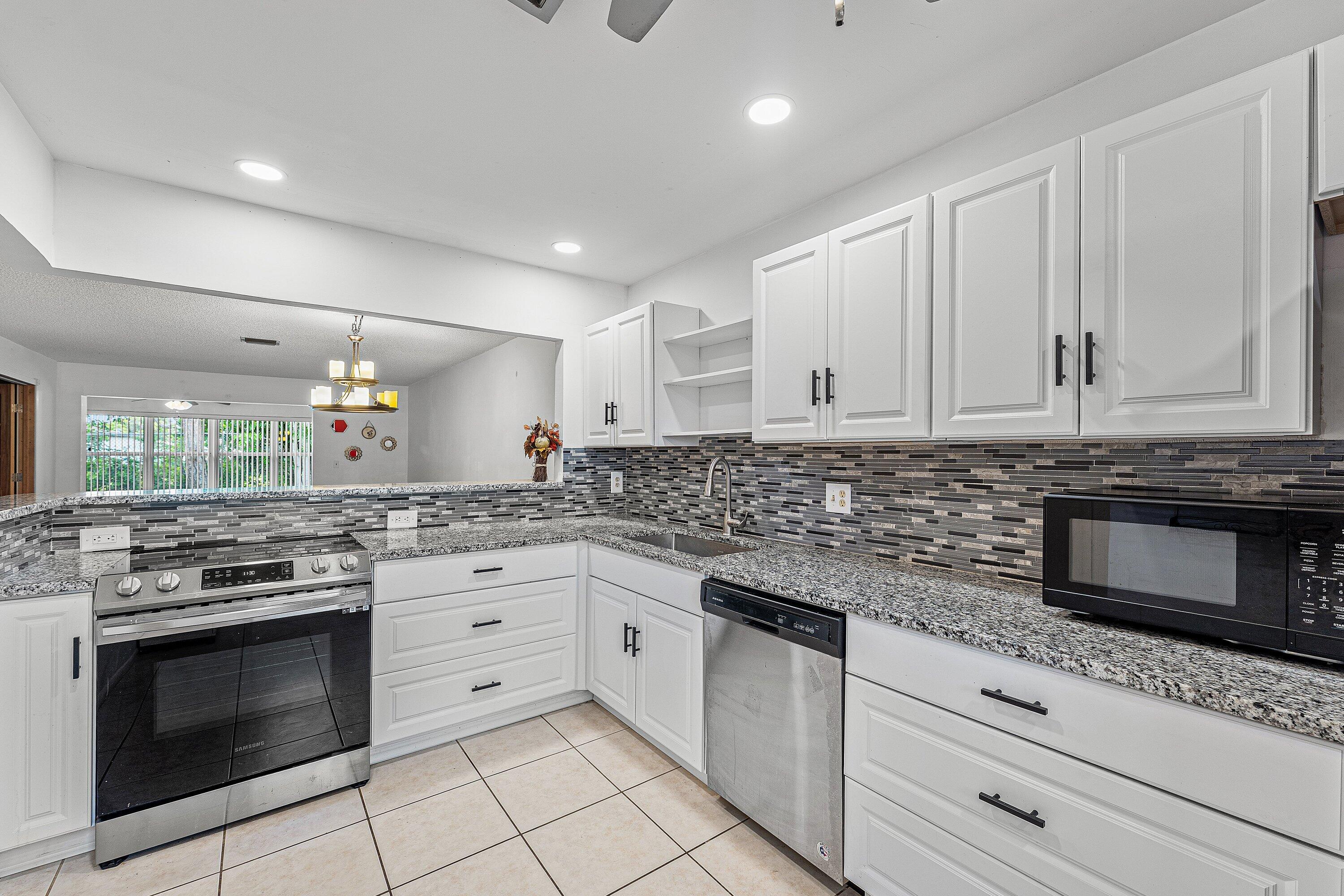 2638 Gately Drive APT 125 West Palm Beach Florida United States, for Sale, residential, Arlene   Toolsie  , Re/Max Direct