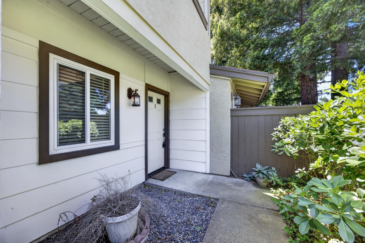 6239 Riverside Boulevard APT 2 Sacramento California United States, for Sale, residential, Yogi & Yoli Palenko, CORE Real Estate Brokerage