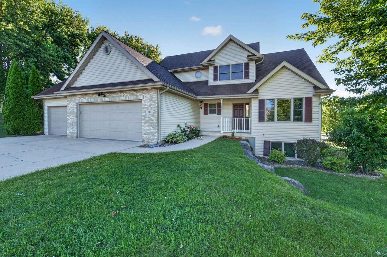 211 N Heatherstone Drive Sun Prairie Wisconsin United States, for Sale, residential, Todd Thiermann, Thiermann Realty Group LLC