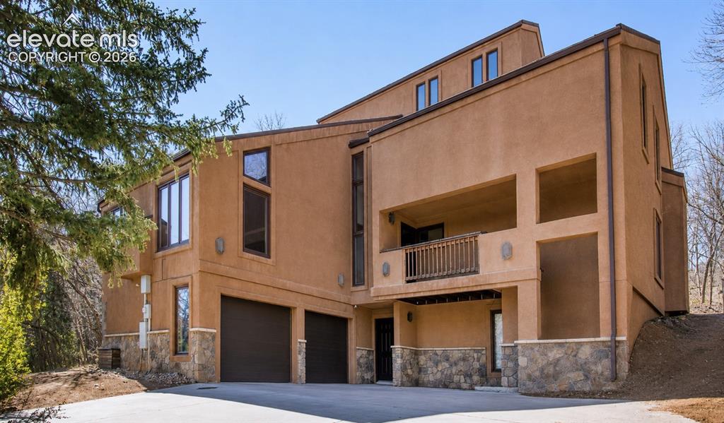 711 S Bear Paw Lane Colorado Springs Colorado United States, for Sale, residential, Renee  Horton, eXp Realty