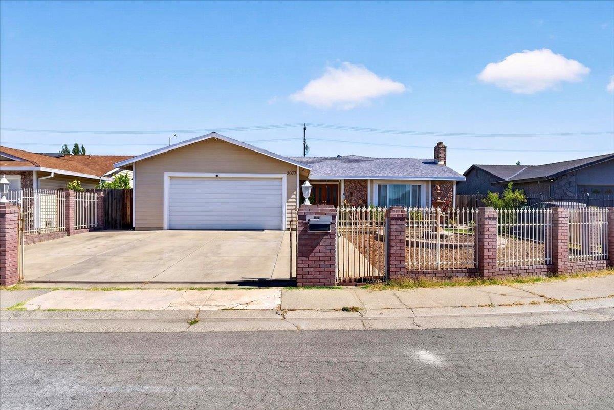 8277 Southfields Circle Sacramento California United States, for Sale, residential,  , SacHomes Realty Group