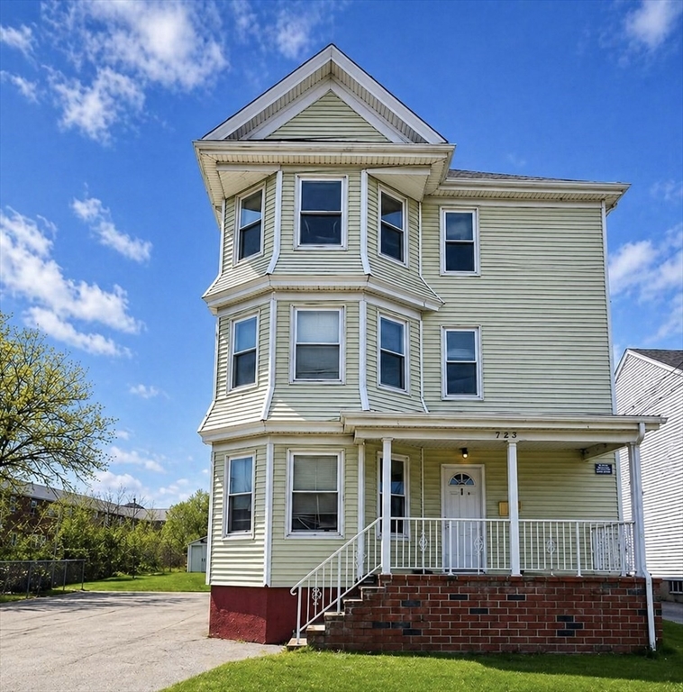 185 Stevens St Fall River Massachusetts United States, Sold, residential, , SRG Properties Group--Century 21 North East