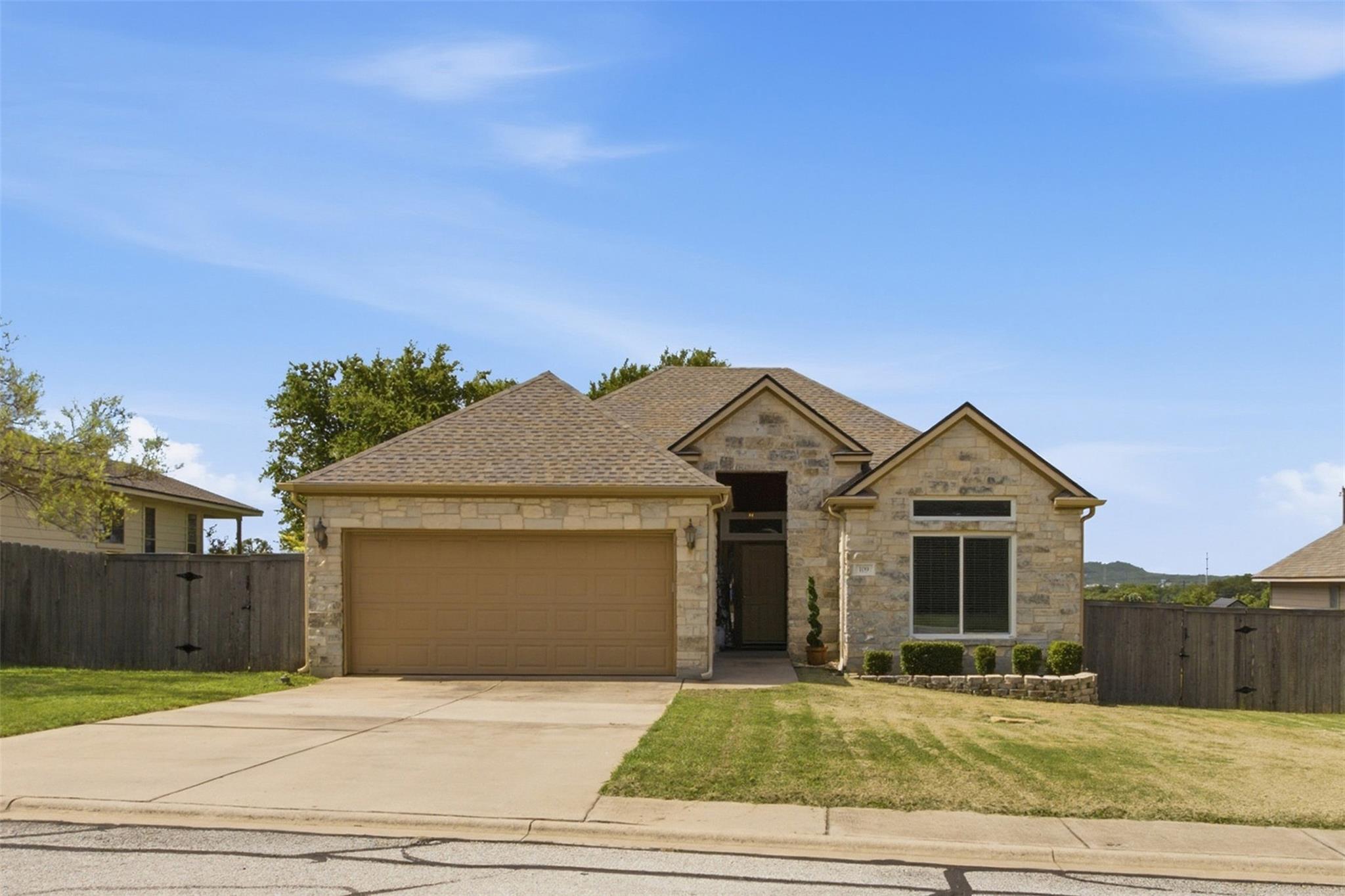 109 Cailin CT Burnet Texas United States, for Sale, residential, Rita Vera, Central Metro Realty LLC