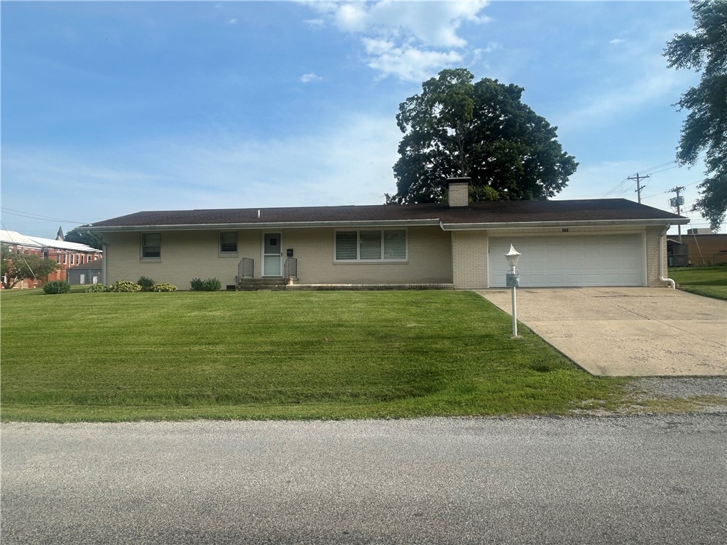 200 W Morgan Street Newton Illinois United States, for Sale, residential,  , Personal Service Realty