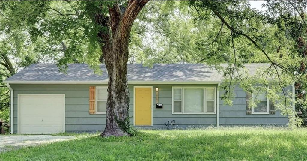 10109 Hillcrest Road Kansas City Missouri United States, for Sale, residential, Crystal Bade, Boveri Realty Group