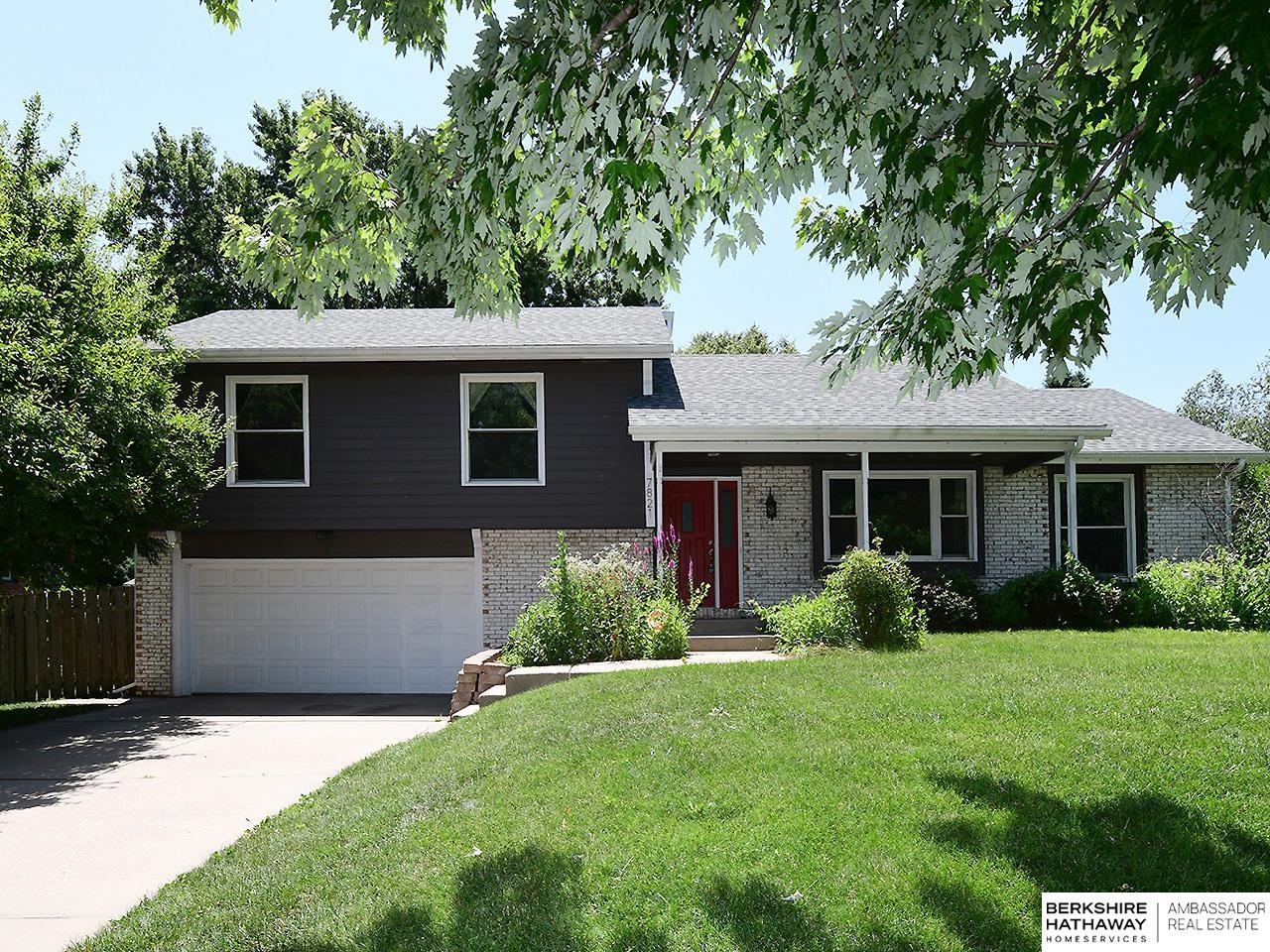 7821 Lake Street Lincoln Nebraska United States, for Sale, residential,  , Wolf Professional Realty PC