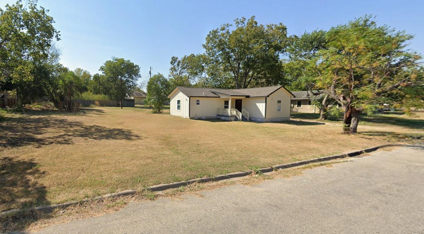 904 Austin ST Luling Texas United States, for Sale, residential, , Link Realty, LLC