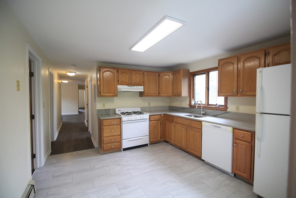 21 Mellen  UNIT 3 Cambridge Massachusetts United States, for Rent, residential,  , Media Realty Group Inc.