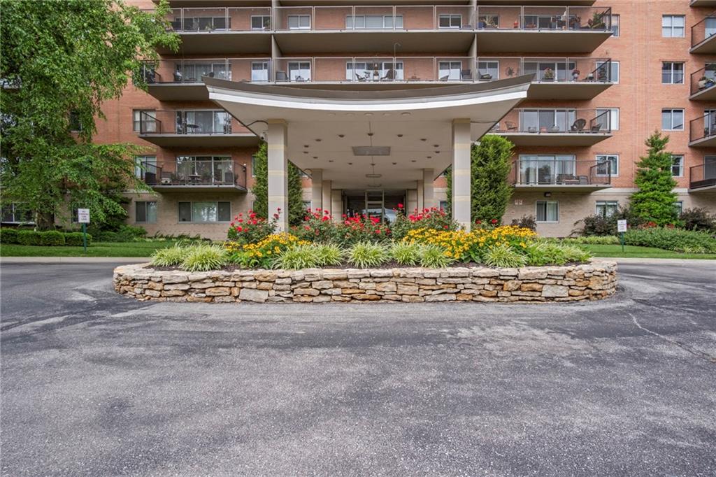 4550 Warwick Boulevard APT 409 Kansas City Missouri United States, for Sale, residential, Crystal Bade, Boveri Realty Group
