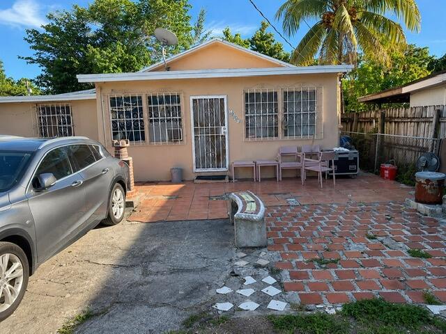 1850 NW 35th Street Miami Florida United States, for Sale, residential, Nicholas Clark, Incom New Example Office
