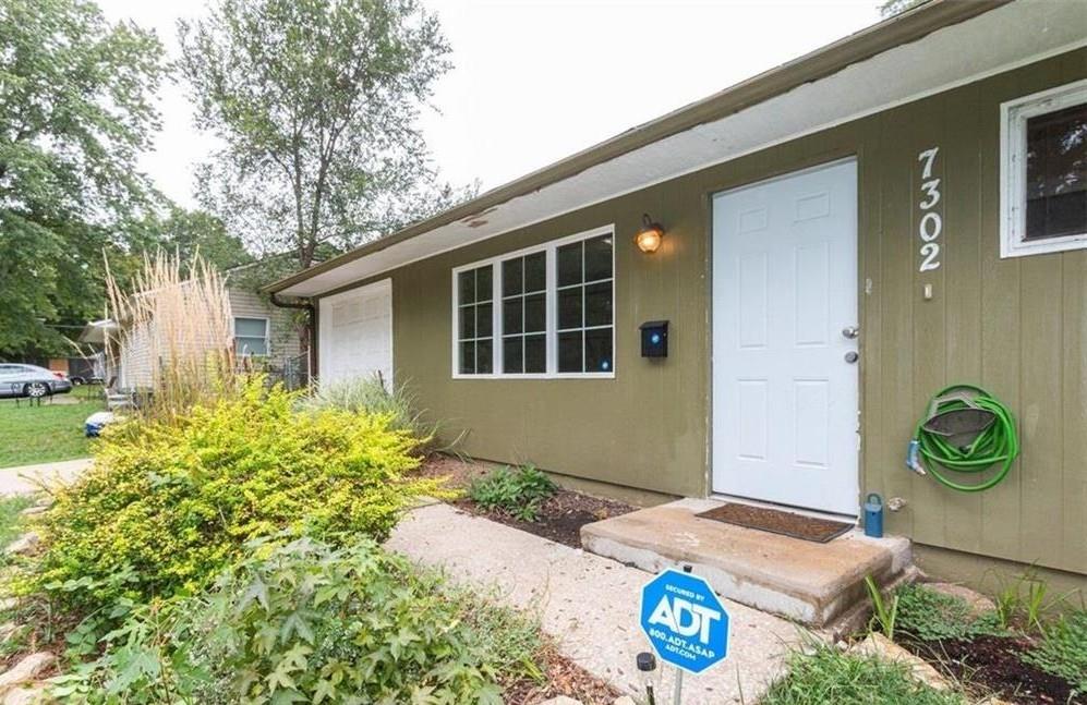 7302 E 112 Street Kansas City Missouri United States, for Sale, residential, Crystal Bade, Boveri Realty Group