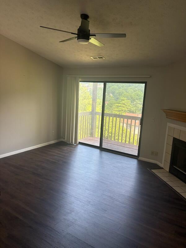 Street information unavailable  APT 10 Southgate Kentucky United States, for Rent, residential,  , Hand In Hand Realty
