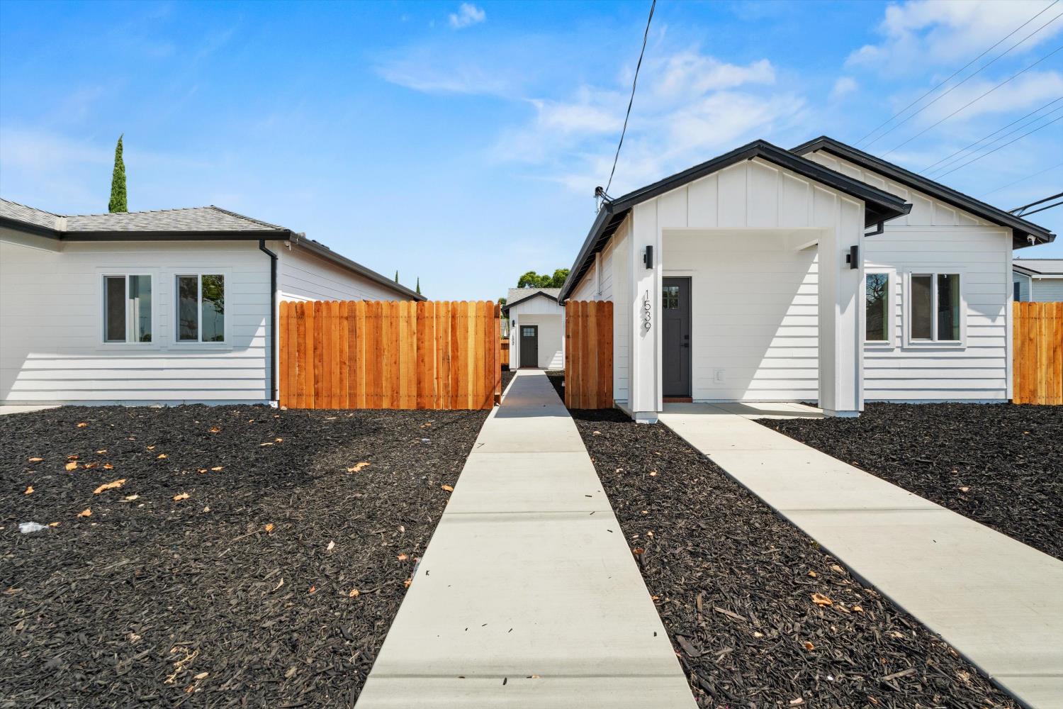 1537 Grand Avenue Sacramento California United States, for Sale, residential, , Royalty Property Management & Realty