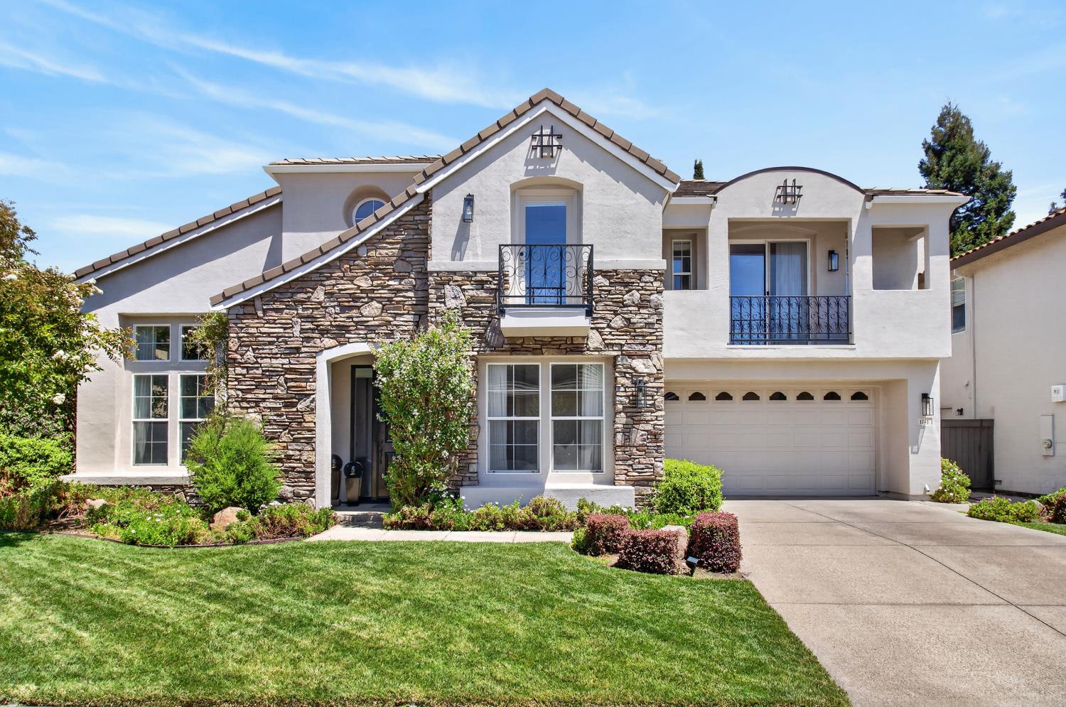 1741 Edgemore Avenue Sacramento California United States, for Sale, residential, , Royalty Property Management & Realty