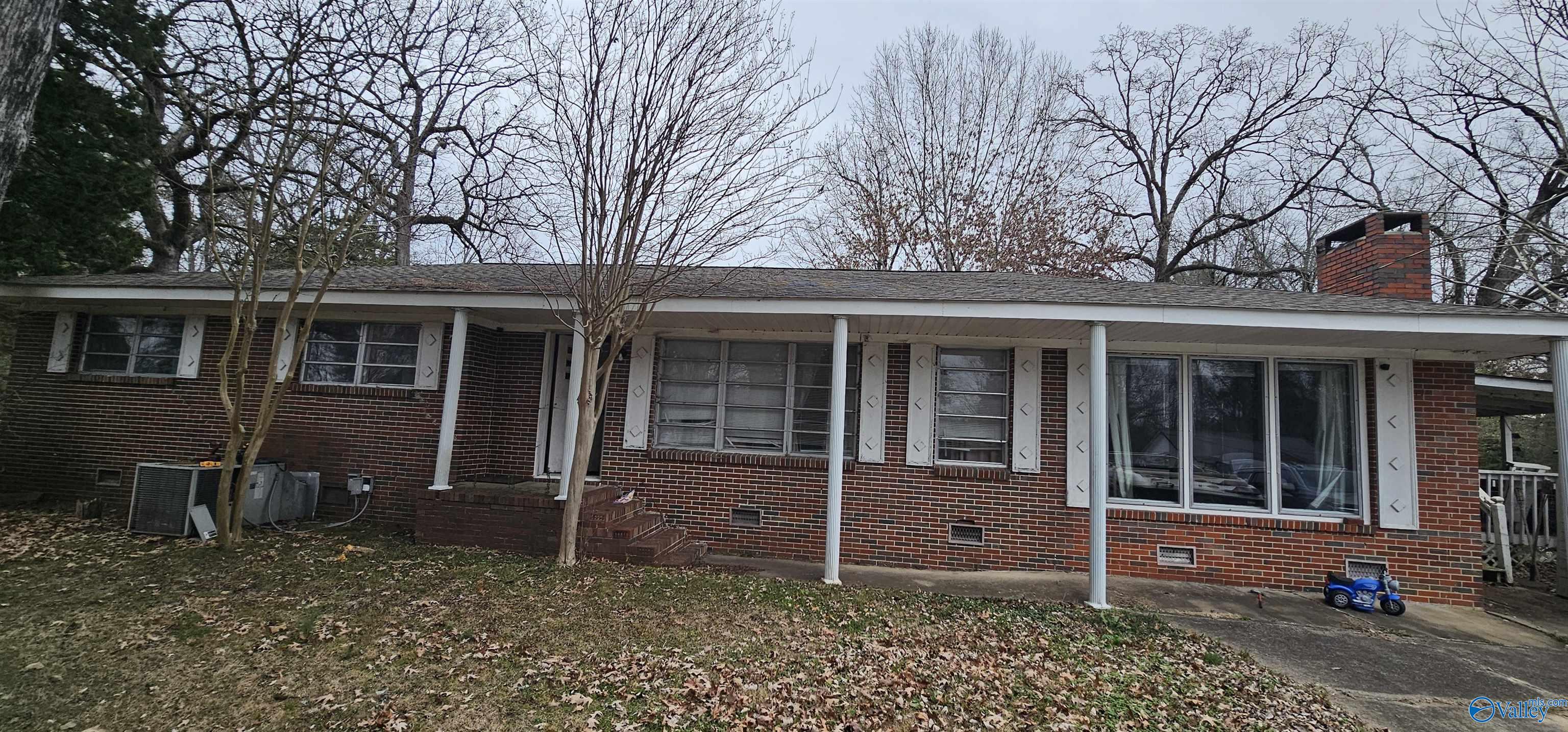 115 Stevenson Drive Guntersville Alabama United States, Sale Pending, residential,  , Waterfront International Realty