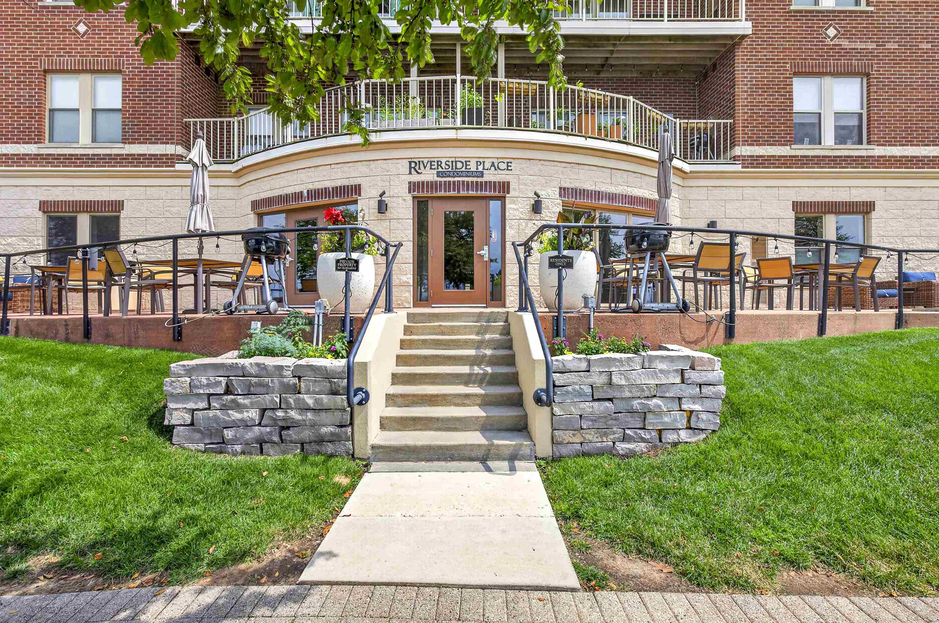 118 S WASHINGTON Street APT 326A Green Bay Wisconsin United States, for Sale, residential,  , Fireside Realty LLC