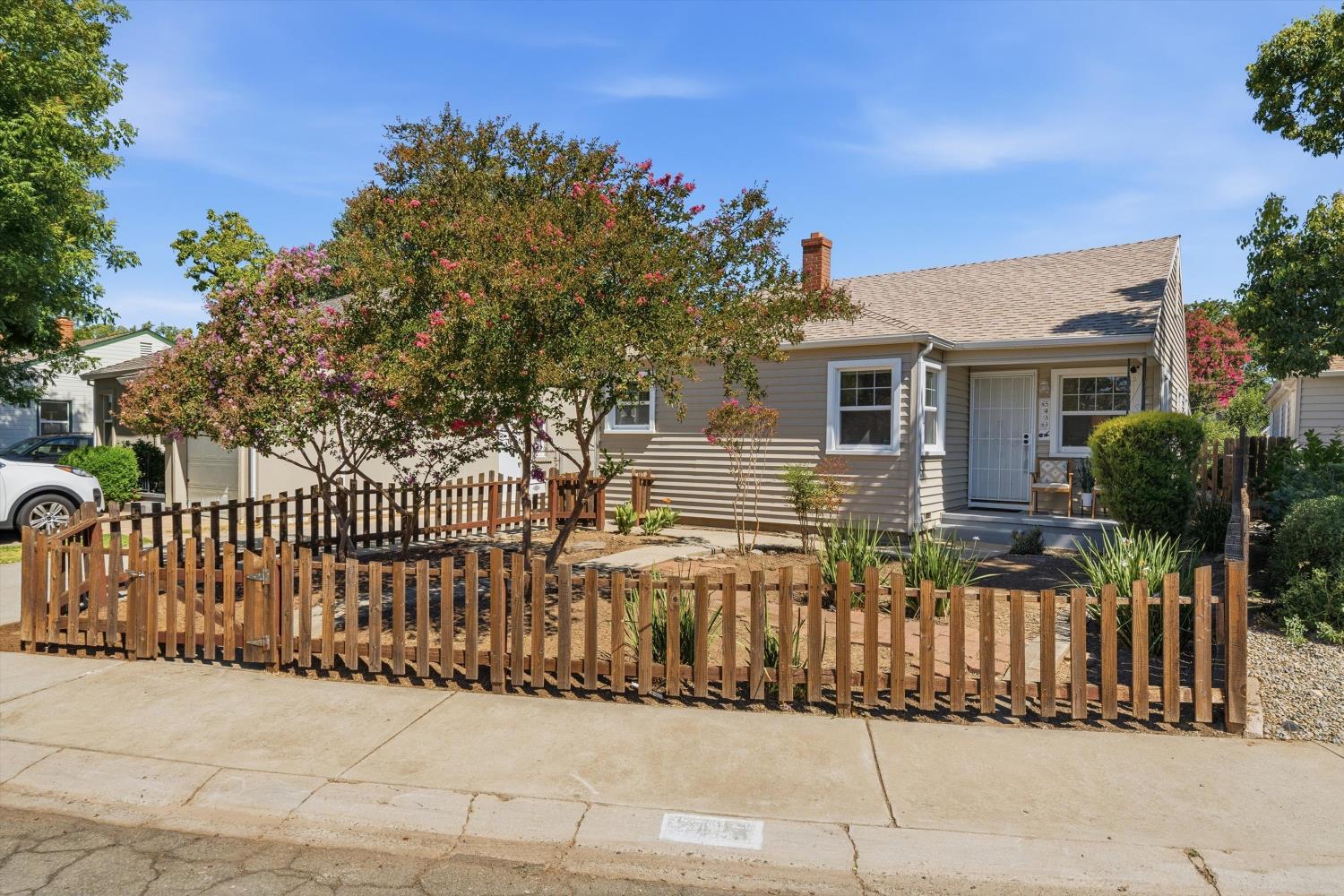 5433 8th Ave Sacramento California United States, for Sale, residential,  , Royalty Property Management & Realty