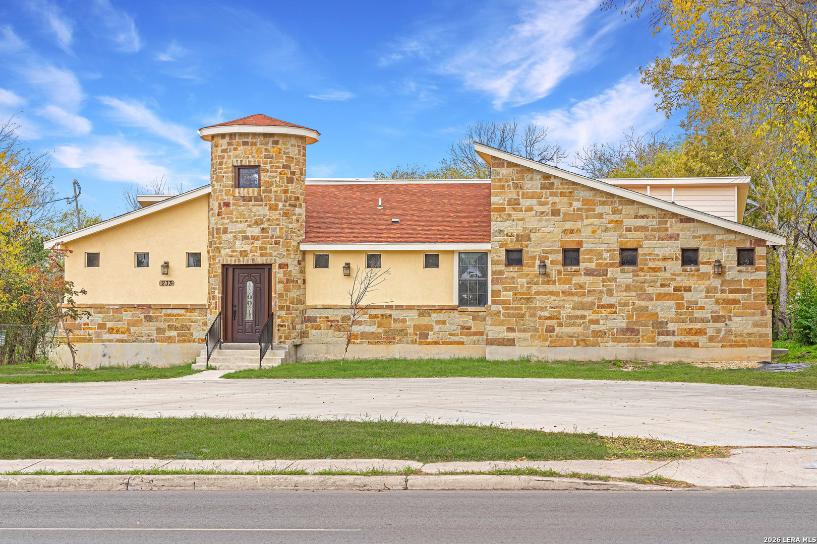 233 Esmeralda Dr. San Antonio Texas United States, for Sale, commercial, Alec Amador, Winners Circle Real Estate