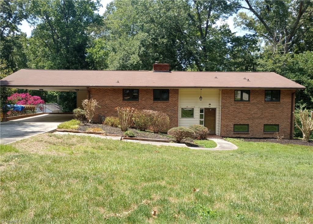 606 Willowmoore Avenue Thomasville North Carolina United States, for Sale, residential,  , The Headley Group Realty