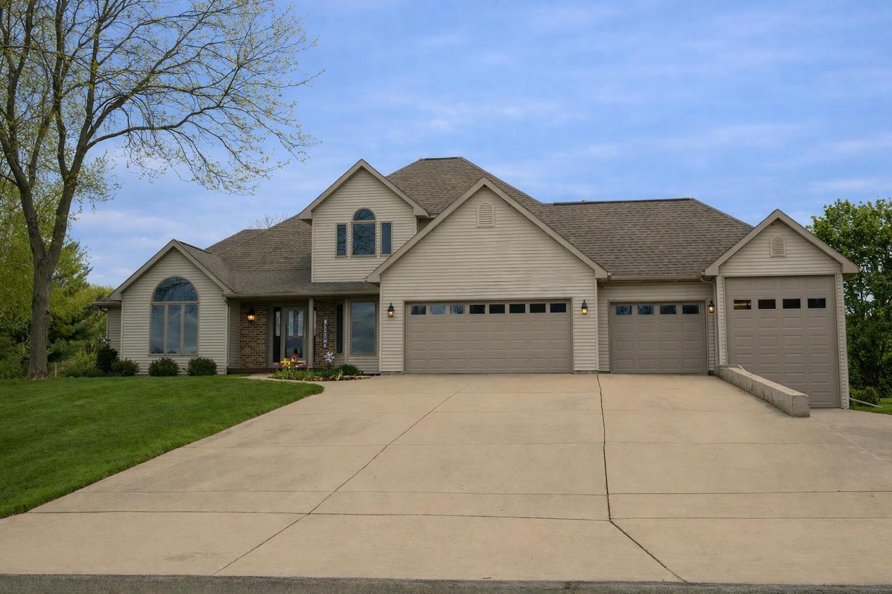 2717 Olin Way Sun Prairie Wisconsin United States, for Sale, residential, Todd Thiermann, Thiermann Realty Group LLC