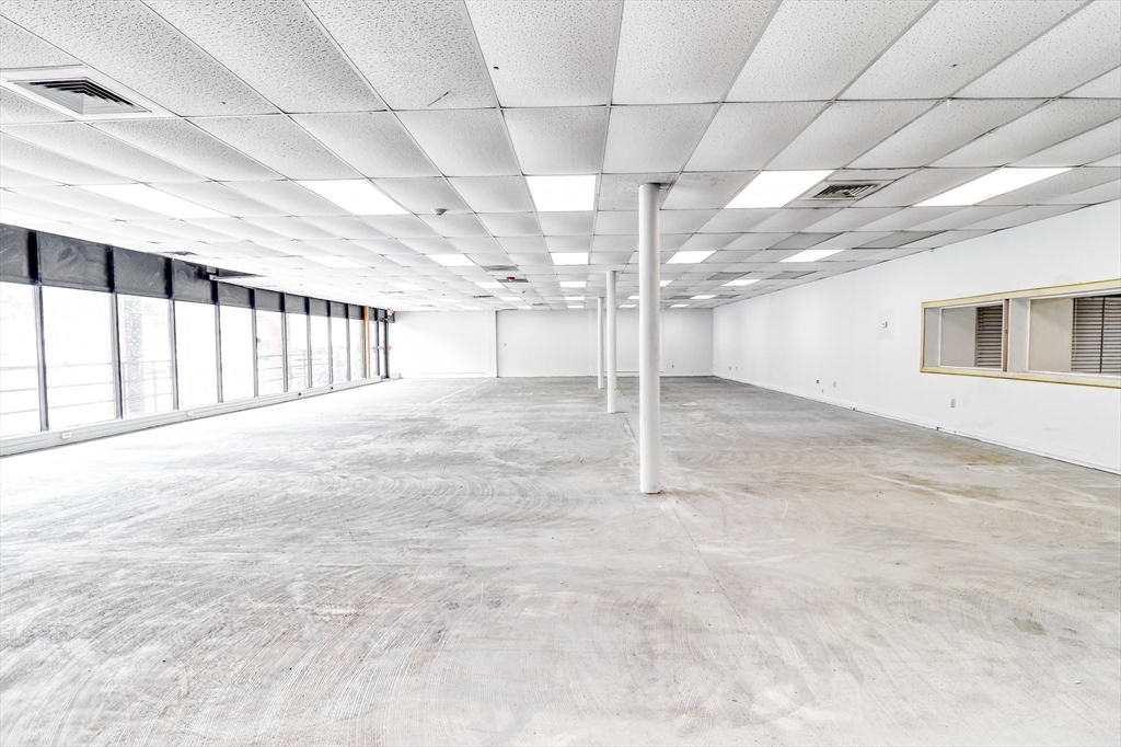 601 South Union Street  UNIT 2 Lawrence Massachusetts United States, for Lease, commercial,  , Empire Real Estate™