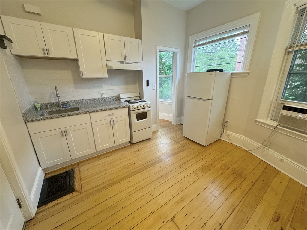 28 Academy Hill Rd  UNIT 1F Boston Massachusetts United States, for Rent, residential,  , The Edwards Realty Team - Barett Sotheby's International Realty