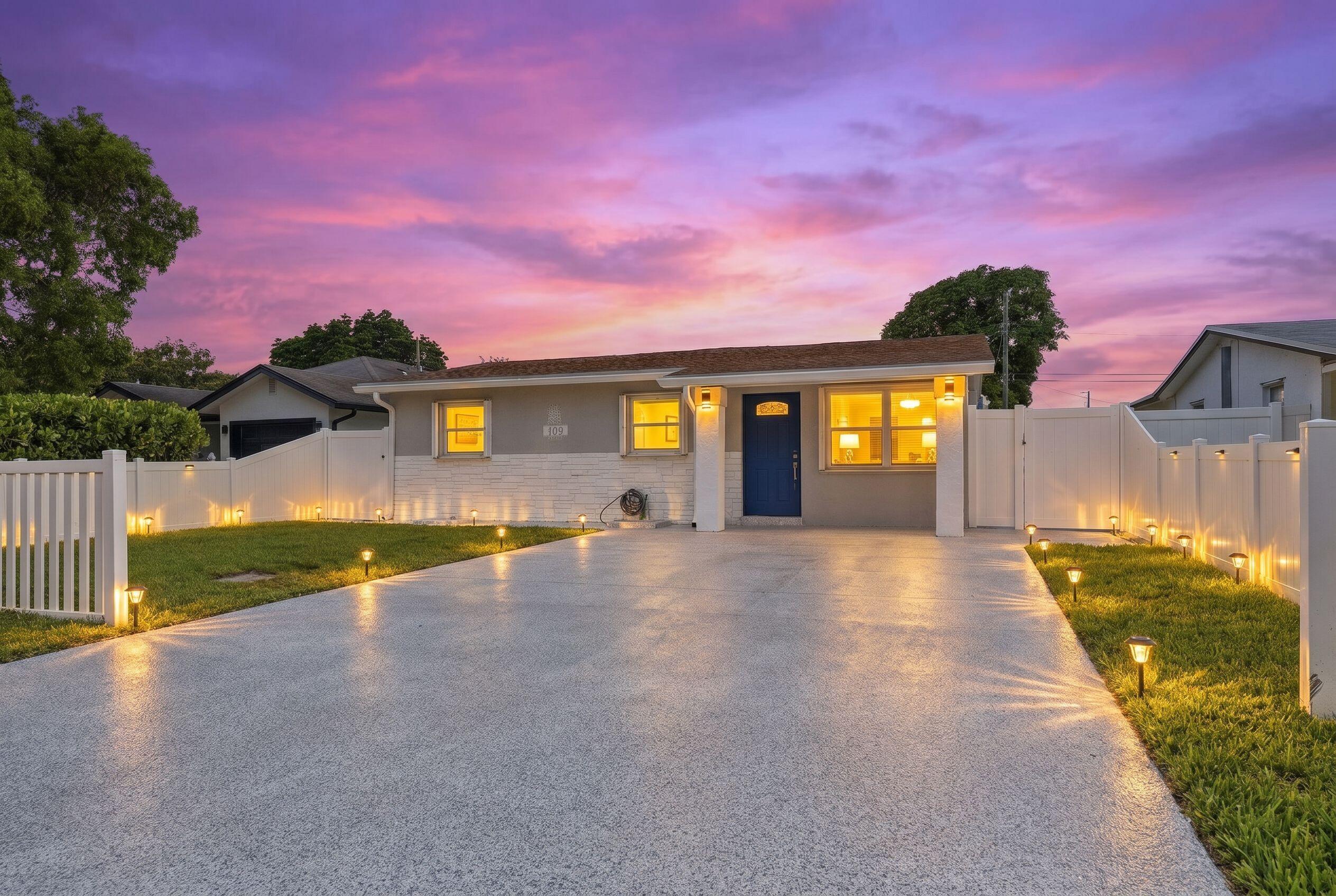 128 NW 10th Avenue Delray Beach Florida United States, for Rent, residential, Arlene   Toolsie  , Re/Max Direct