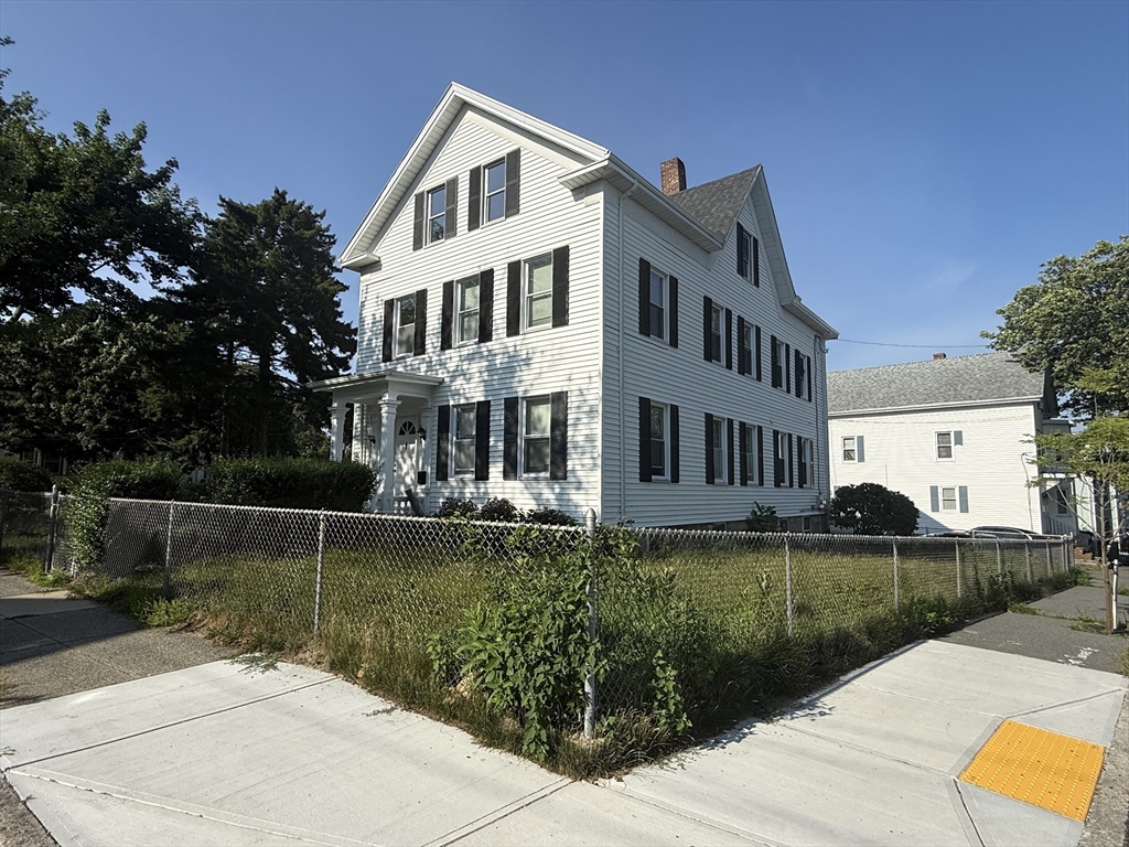 376 Summer St  UNIT 3 New Bedford Massachusetts United States, for Rent, residential,  , Incom Demo Demo Office