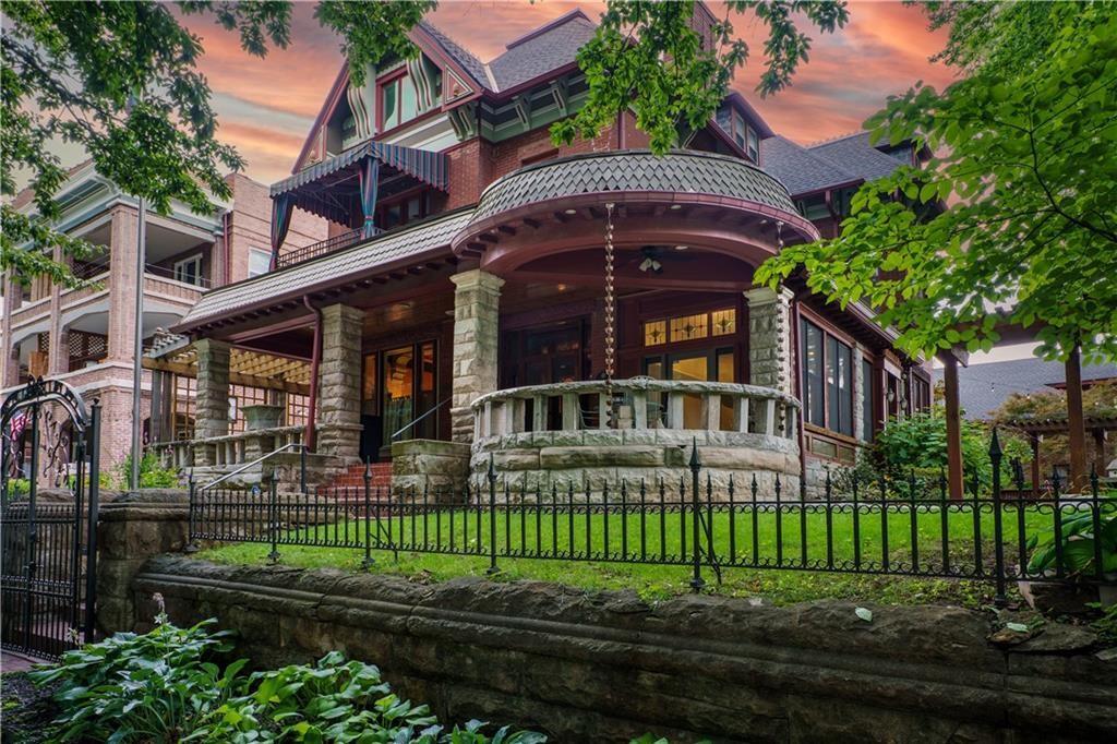 425 Gladstone Boulevard Kansas City Missouri United States, for Sale, residential, Crystal Bade, Boveri Realty Group