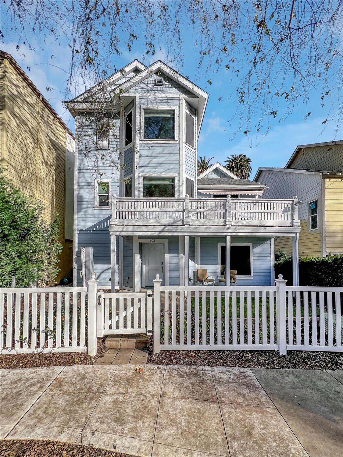 303 W Street Sacramento California United States, for Sale, residential, , Royalty Property Management & Realty