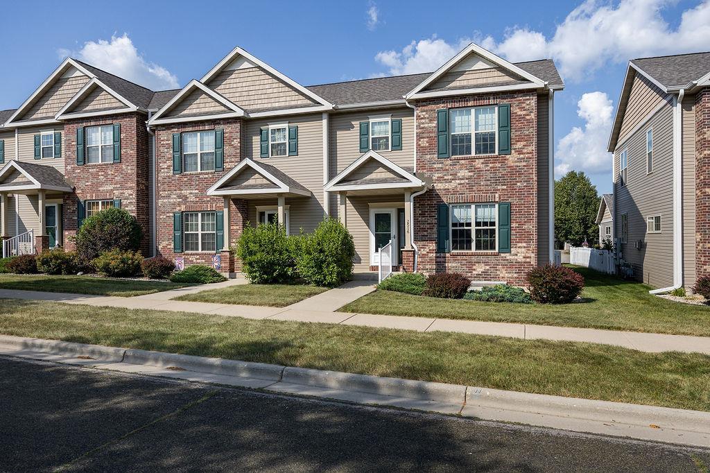 2516 LEOPOLD Way Sun Prairie Wisconsin United States, for Sale, residential, Todd Thiermann, Thiermann Realty Group LLC