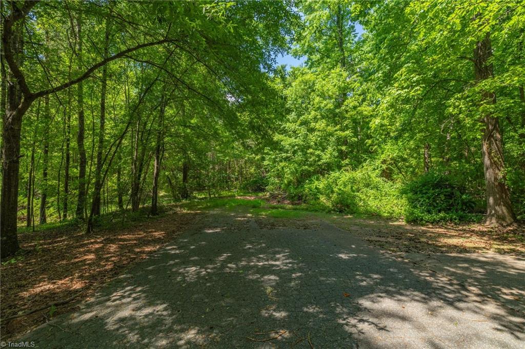 7701 Whipple Trail Greensboro North Carolina United States, for Sale, residential,  , The Headley Group Realty