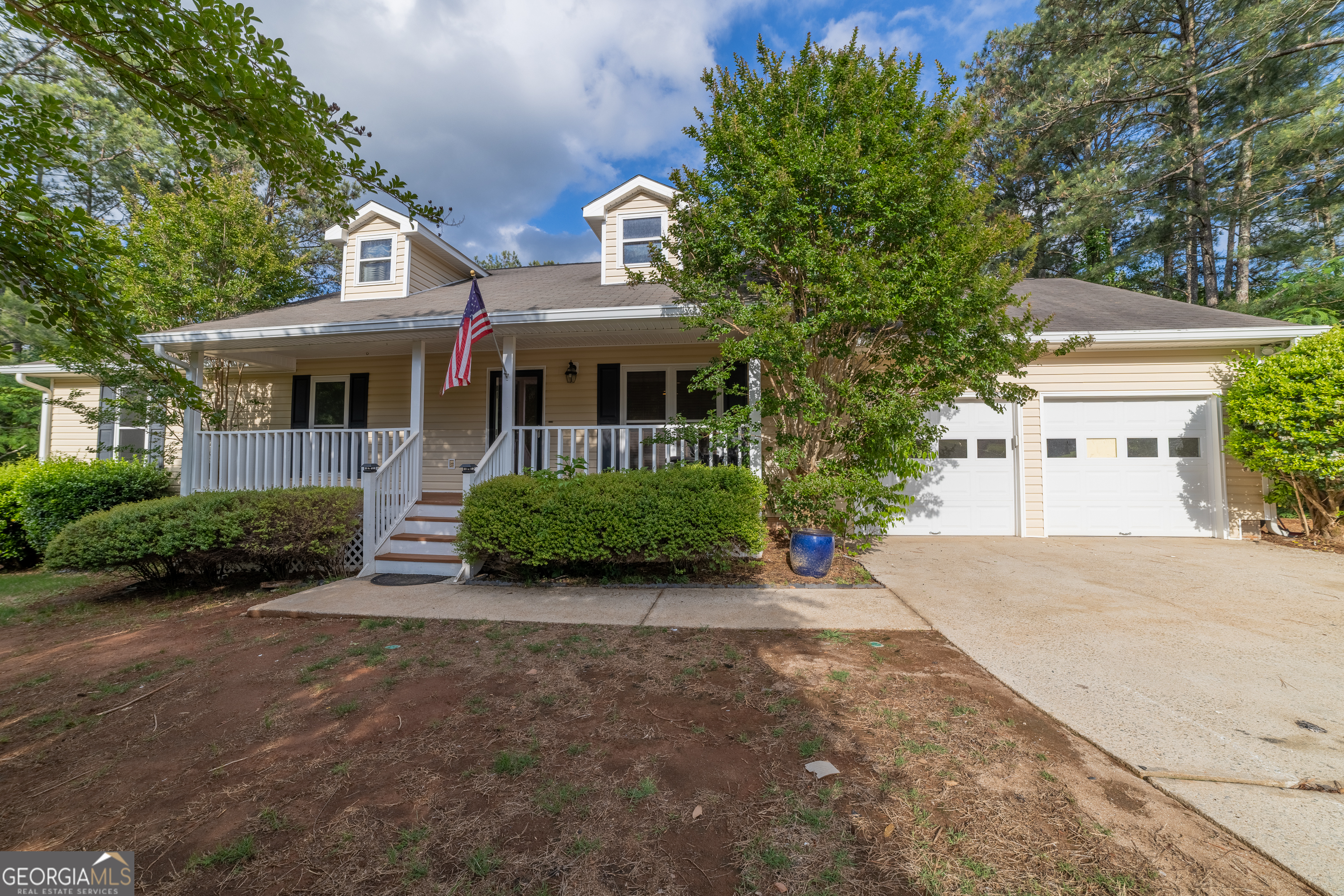 136 Creek Side Drive Mcdonough Georgia United States, for Sale, residential, Kit Johnson, Brick and Branch Real Estate