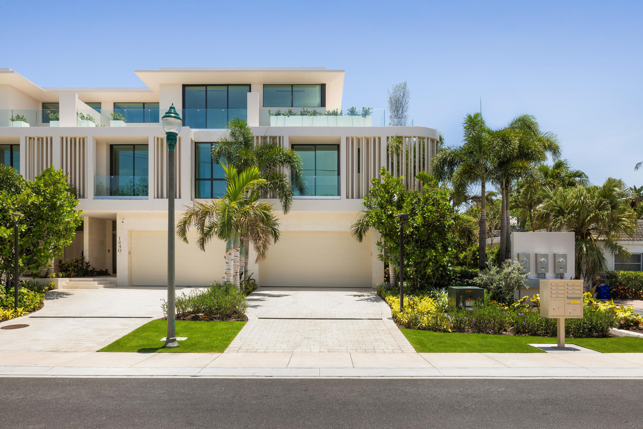 1234 George Bush Boulevard Delray Beach Florida United States, for Sale, residential, Arlene   Toolsie  , Re/Max Direct